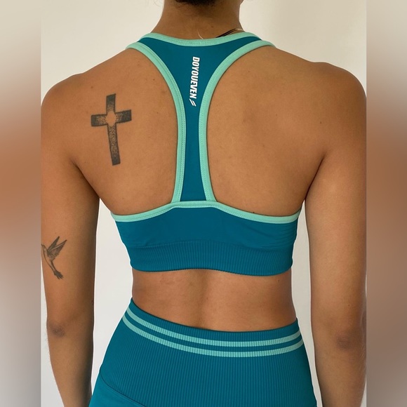 New DoYouEven Scrunch Teal 3-piece Set - Picture 4 of 9